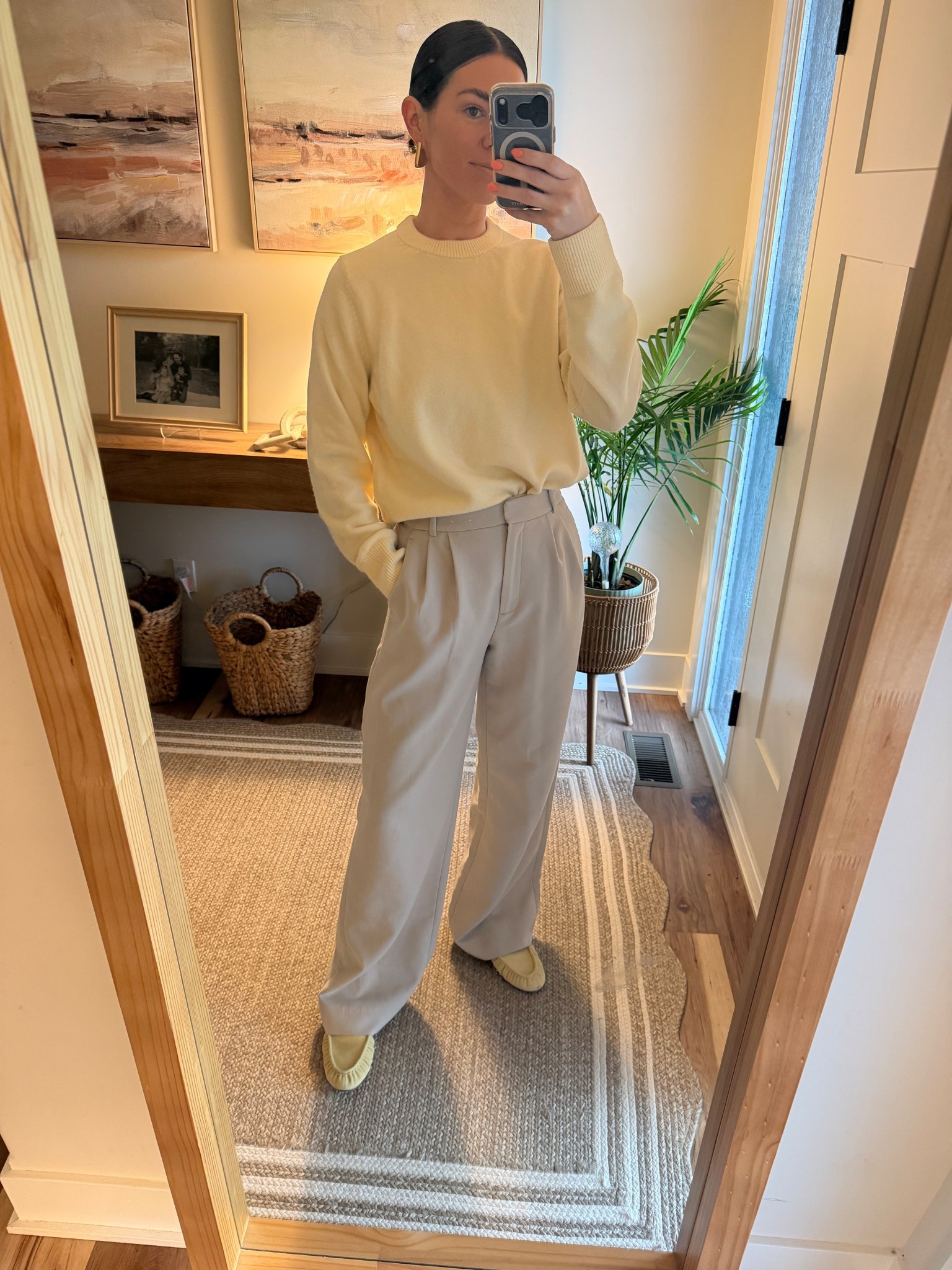 Butter 🧈 yellow fit today 


These are my all time fav wide leg work pant from @abercrombie I wear a 27/L!



@Steve Madden US slip on yellow loafers are on rotation for my spring work fits 💅🏼💅🏼💅🏼 


#spring #springstyle 

#LTKgrwm #LTKootd #LTKWorkwear