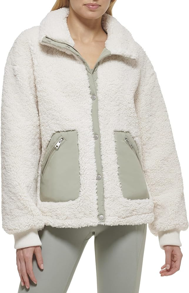 Levi's Women's Sherpa Teddy Jacket (Standard & Plus Sizes) | Amazon (US)