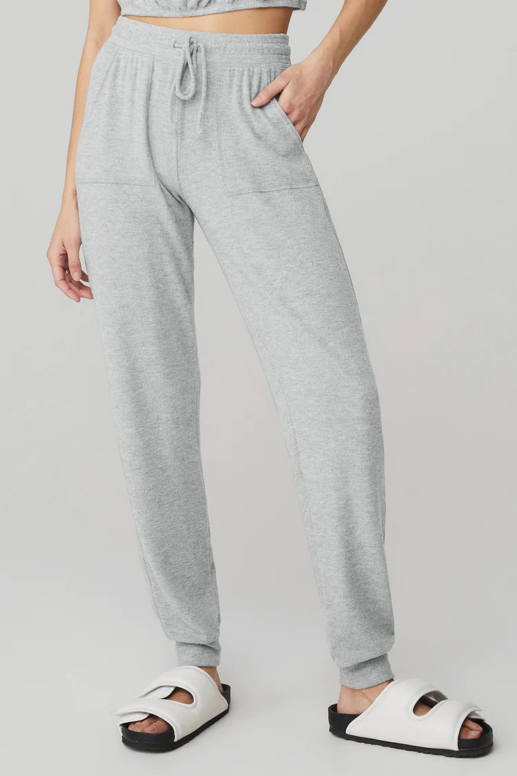 Soho Sweatpant - Black | Alo Yoga (US)