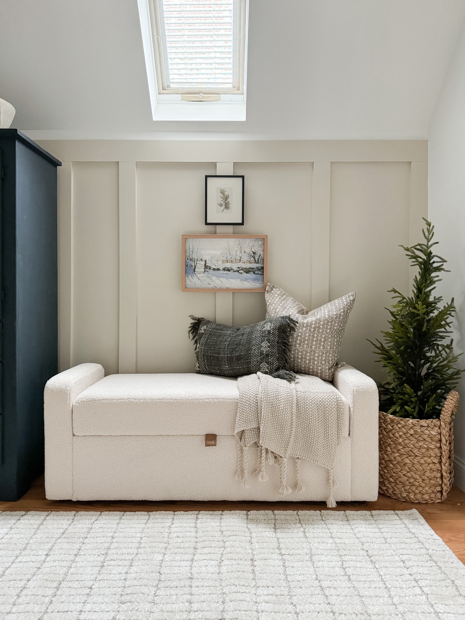 Hallway decor, Amazon faux tree, throw pillows, holiday home decor  wall art, basket, storage bench, coastal decor, home decor 

#LTKHoliday #LTKHome #LTKFindsUnder50