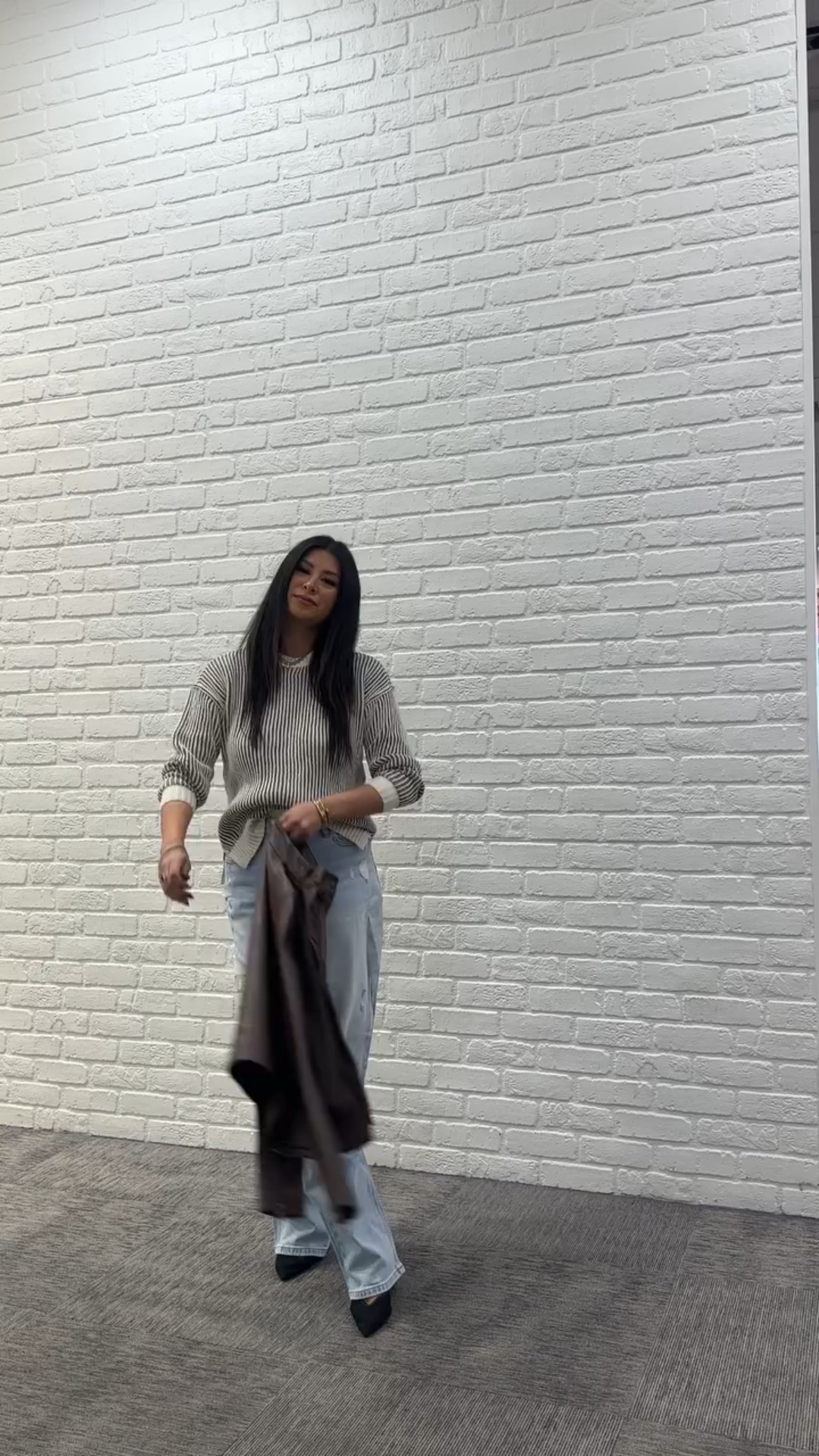 Spring styles = sweater weather.

Cozy + chic sweaters pairs with some cool denim 👇🏽👇🏽
Edgely wide leg jean
Silver trouser
M. Jean barrel

@maurices #mbassador #ltkspring