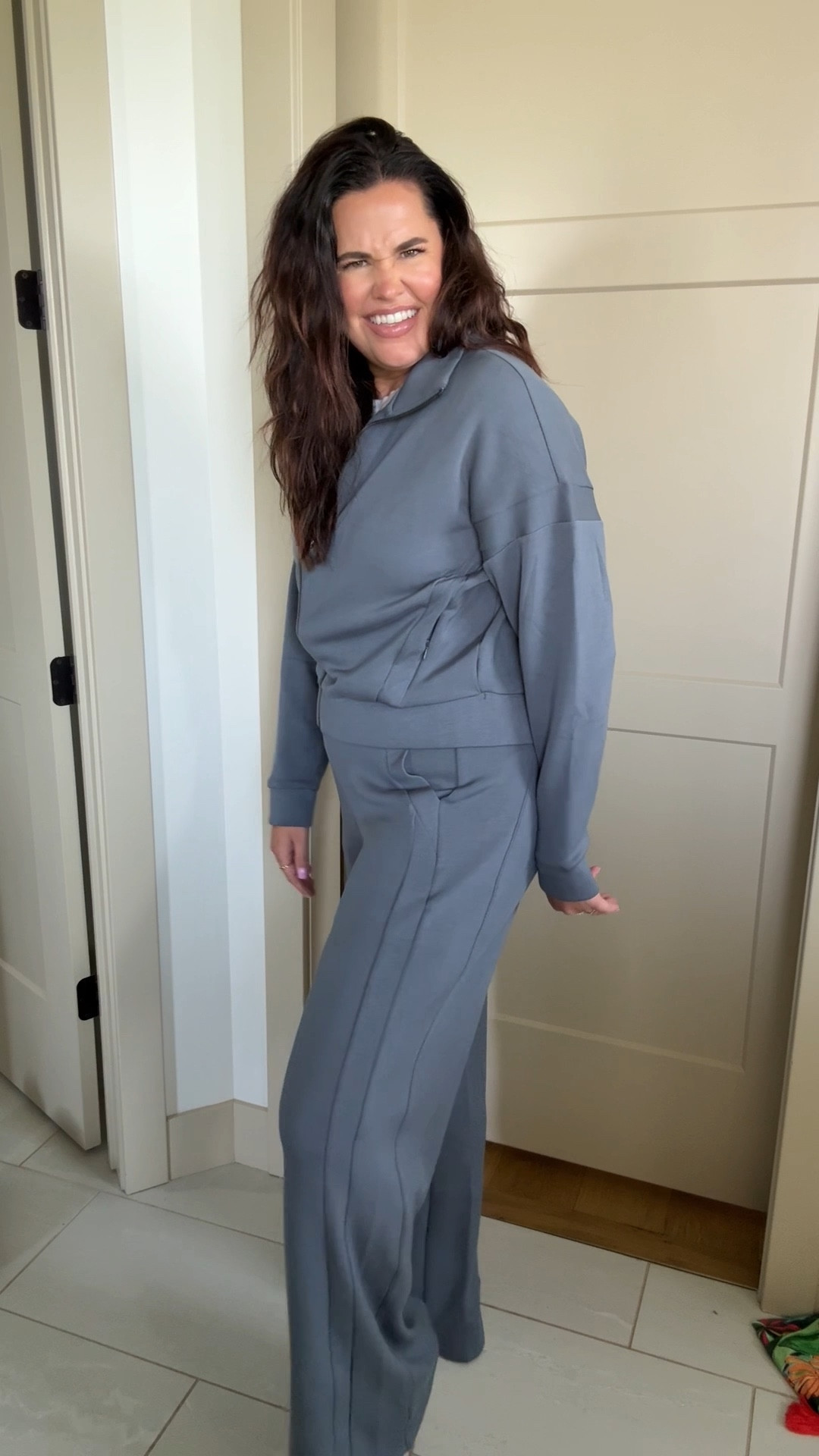 As if the air essentials wide leg pant could get better they ADD POCKETS! Use code FULLMERXSPANX for 15% off new customers and free shipping! #spanxpartner
