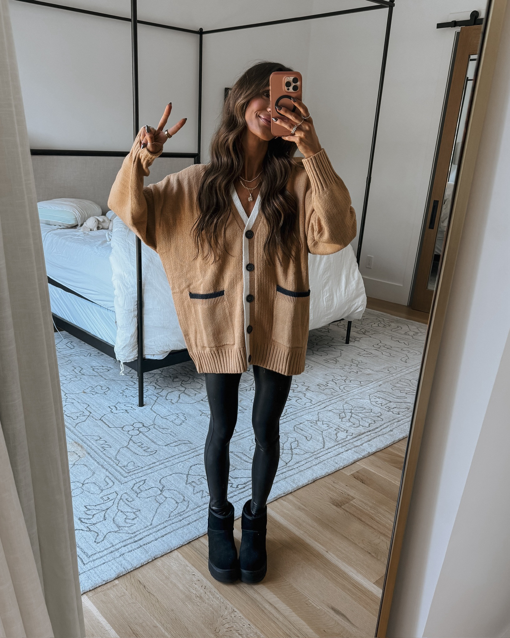 this neutral color combo 😍 obsessed! under $30 🙌🏻 wearing a large for an oversized fit 

#LTKFindsUnder50