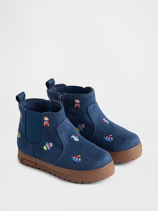 How cute are these little toddler shoes with embroidered planes and rockets?! They’re currently on sale from GAP and available in several sizes.

Navy, toddler, shoes, boots, sneakers, embroidered, embroidery, kid, kids, blue, sale, classic, vintage, inspired.

#LTKFindsUnder50 #LTKKids #LTKSaleAlert