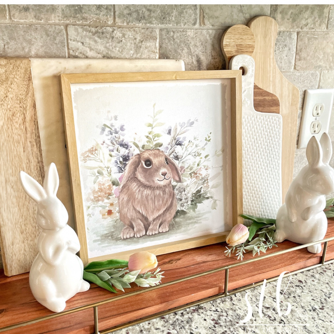 This bunny canvas is under $8 at Walmart! Linked here! 

#LTKSeasonal #LTKSpringSale #LTKhome