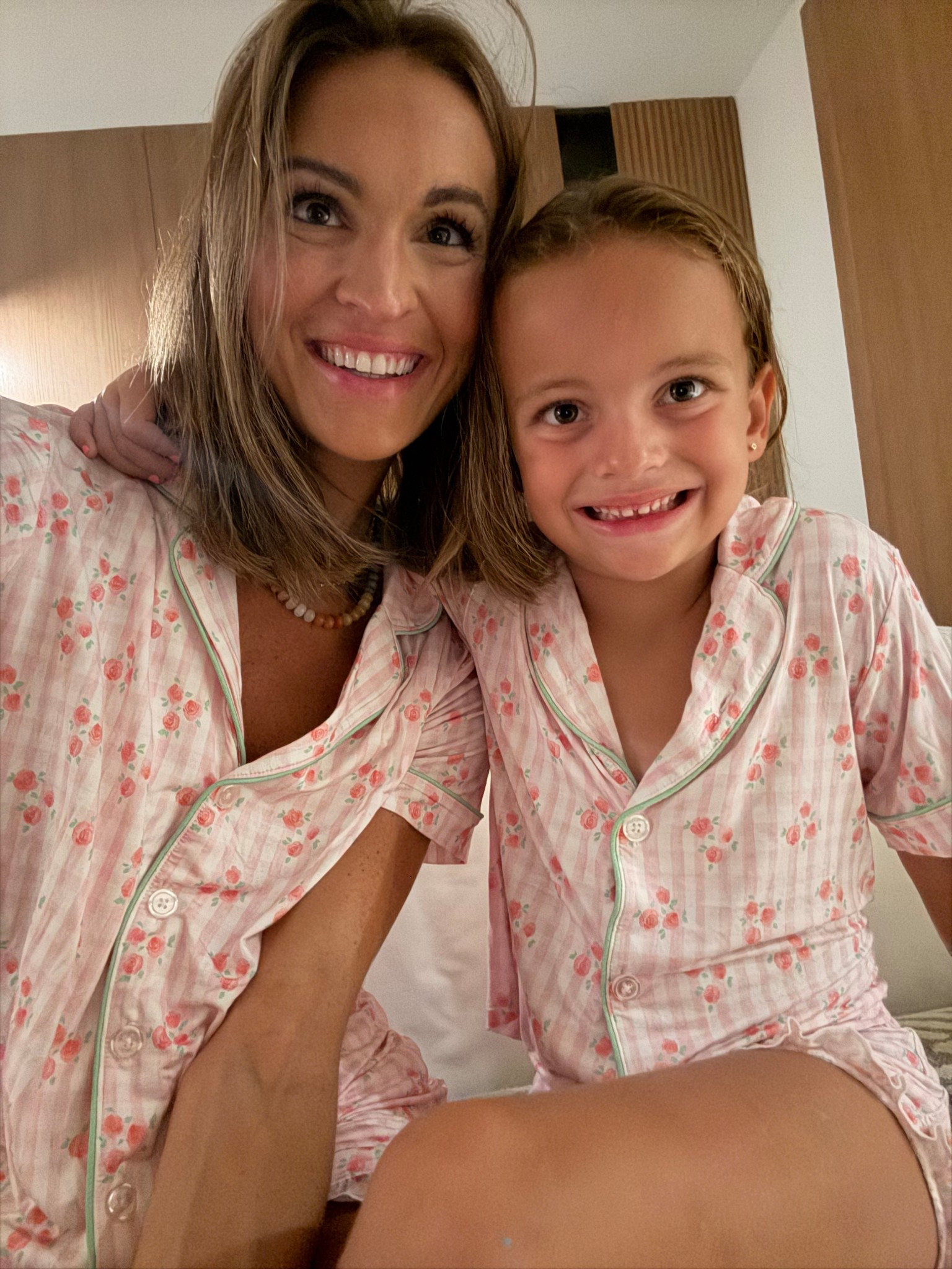 mommy + me pj’s 🩷