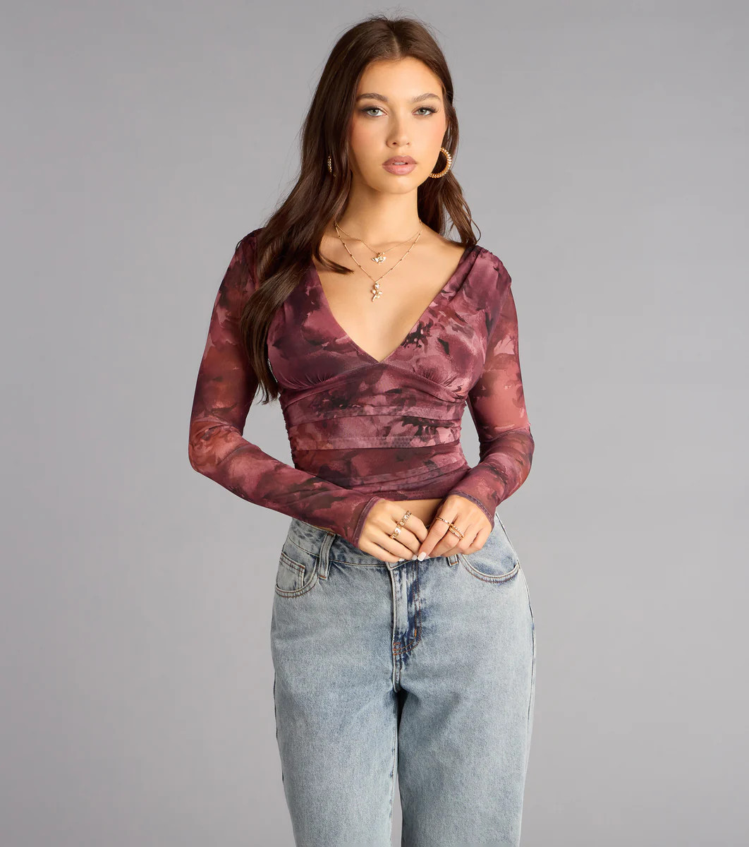 Soft Focus Drama Mesh Plunge Crop Top | Windsor Stores
