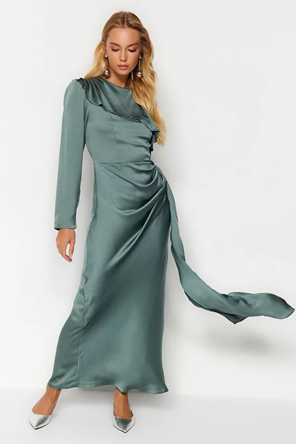 Mintfarbenes Satin-Abendkleid mit Schal-Detail TCTAW24DB00004 | Trendyol DE