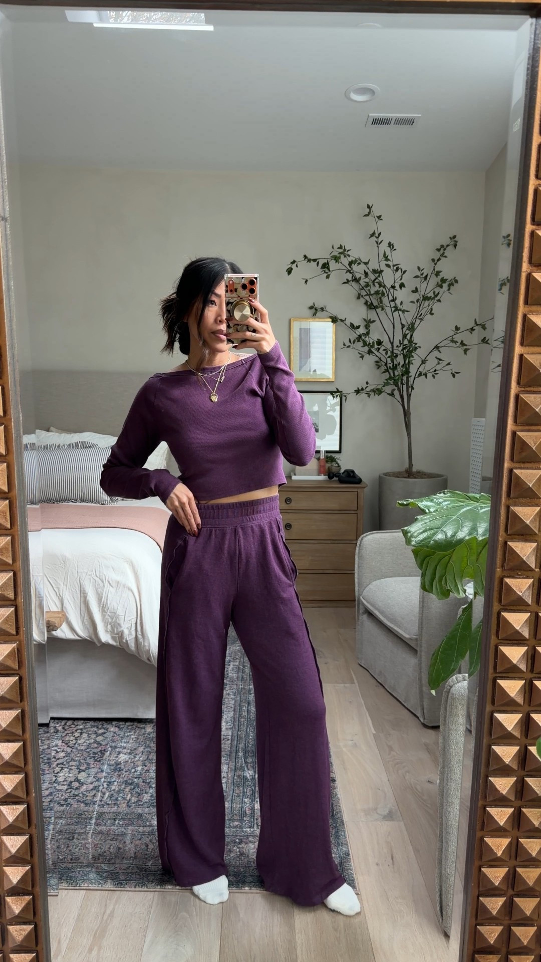 Set - medium

Bedroom furniture 

#LTKootd #LTKHome #LTKmomlife