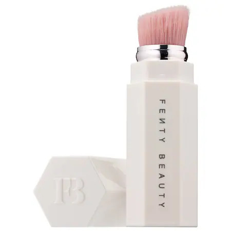 Portable Highlighter Brush 140 | Sephora (US)