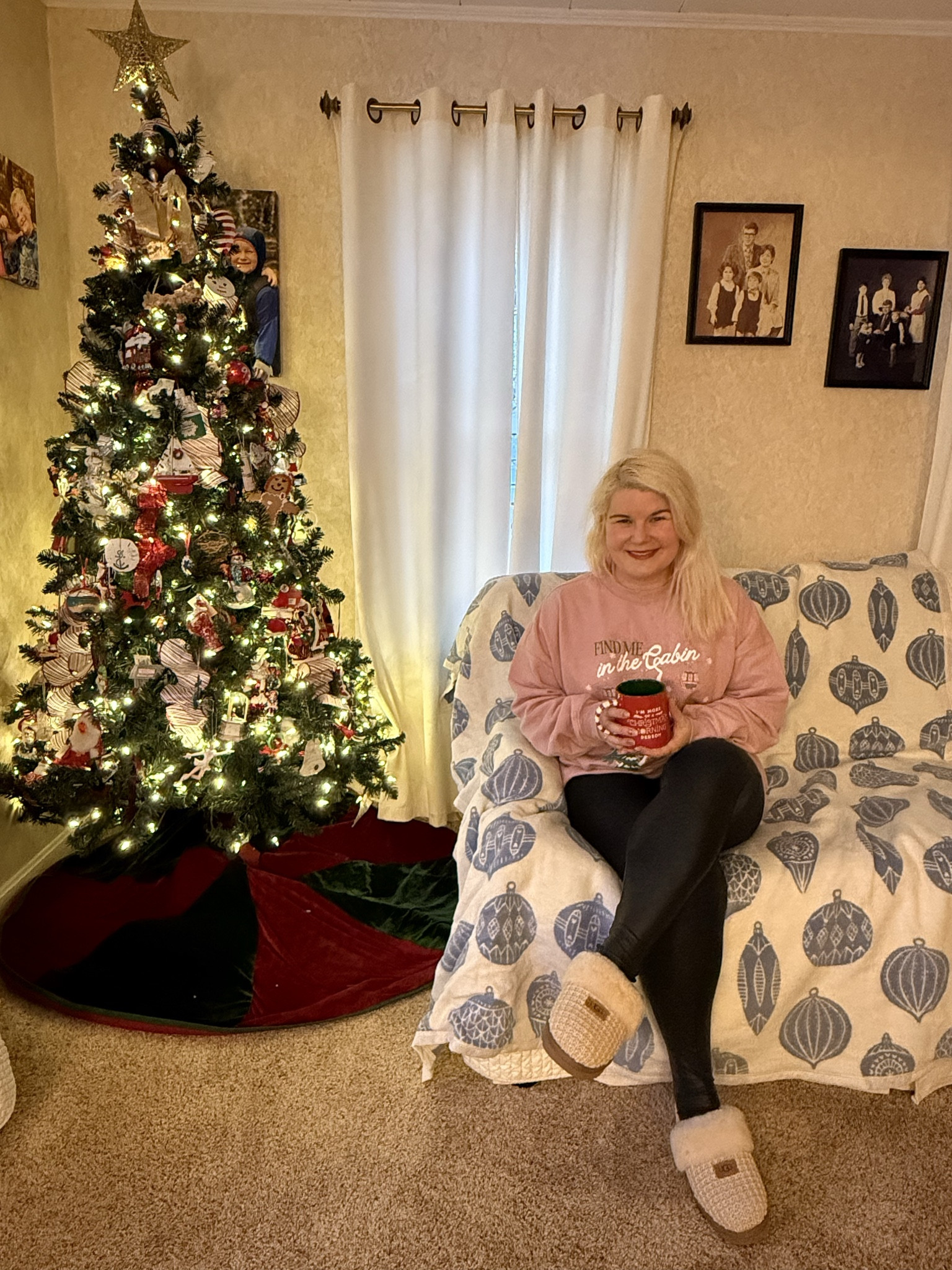 Sunday ootd. 

#LTKPetite #LTKHoliday #LTKootd