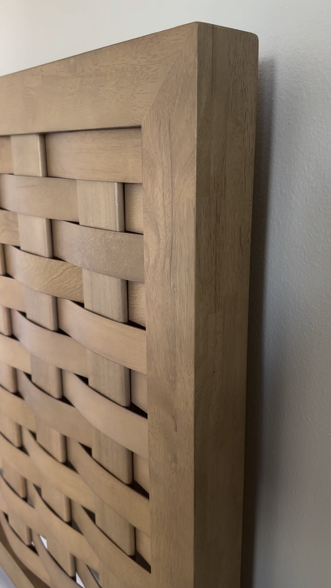 Our guest bed is under $400! Designed by Dave and Jenny. The quality is amazing! I’m also sharing our box spring, mattress and topper we use!

Affordable beds, best beds, queen bed, king bed, wood bed, coastal bed, modern coastal, organic modern, bedroom furniture, bedding, bedroom design, guest room

#LTKhome