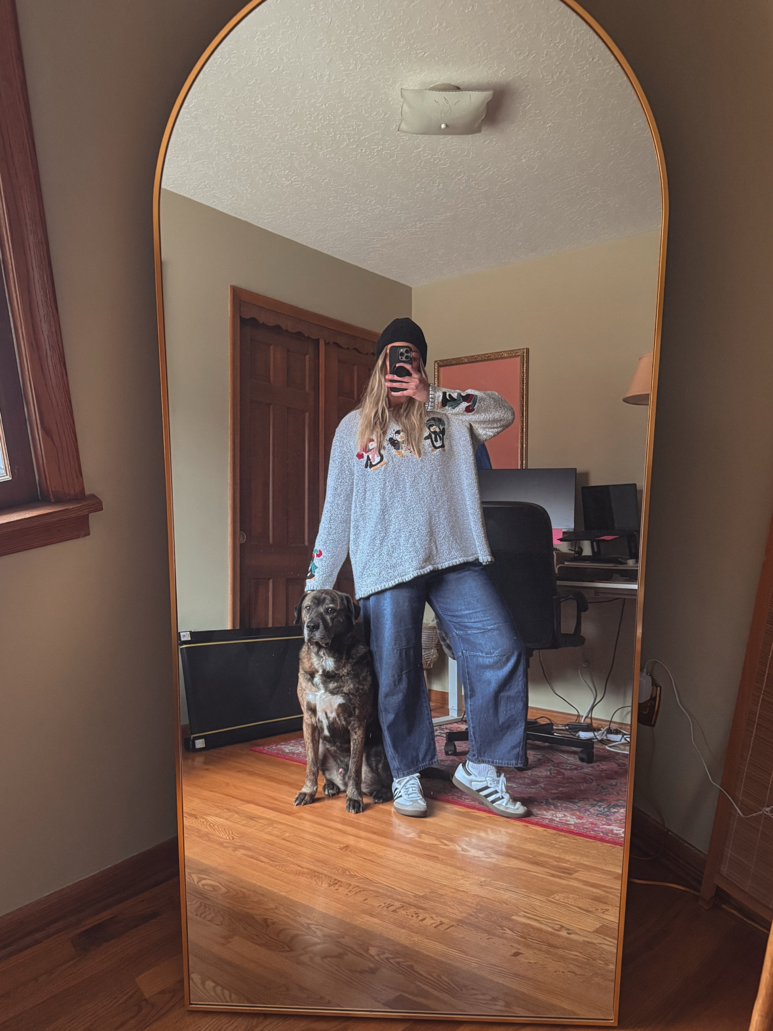 My Christmas outfit:

Amazon barrel jeans - 10
Adidas Samba - 9
Thrifted CJ Banks Sweater 

Midsize, adidas shoes, adidas sneakers, Amazon fashion, Amazon holiday outfit, barrel jeans outfit, barrel pants, midsize holiday outfit, midsize fashion, size 10, size 10 influencer, size 8 influencer 

#LTKFindsUnder50 #LTKMidsize #LTKStyleTip