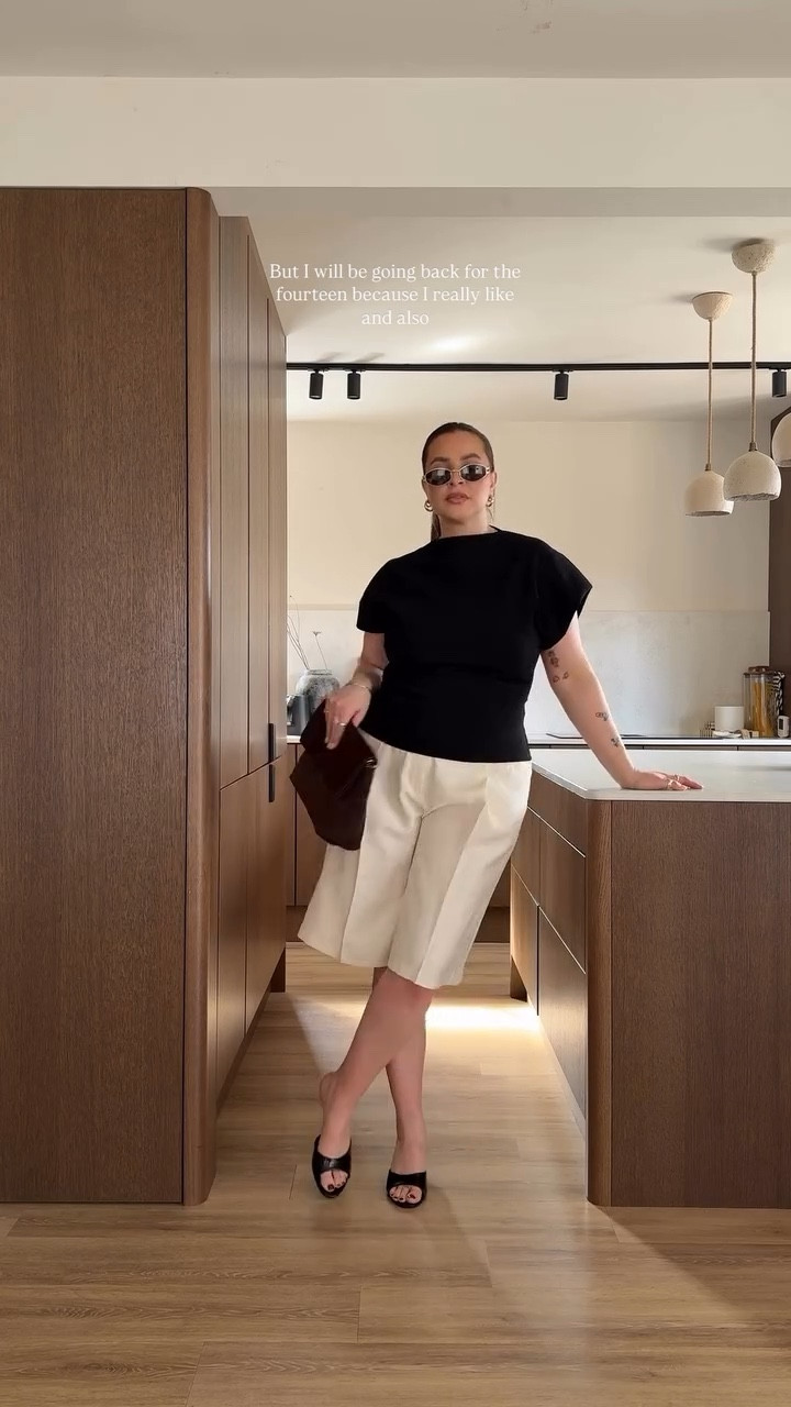 PRIMARK haul - I couldn’t resist doing a haul of @coleen_rooney primark edit.  Im so impressed with how elevated this collection is so many Great items to effortlessly add into your capsule wardrobe. 

#newinprimark #primarkhaul #newin 

New in - haul - try on - Curvey body - midsize fashion - midsize body - OOTD - easy outfits -  easy everyday style - Daily outfit inspiration - Effortless everyday style - Minimal chic outfits -  mum outfit ideas - Capsule wardrobe inspo - Elevated basics - Casual chic looks - Smart casual outfits - Reallife style inspiration - Easy everyday outfits - Working mum - Simple styling tips - mum style