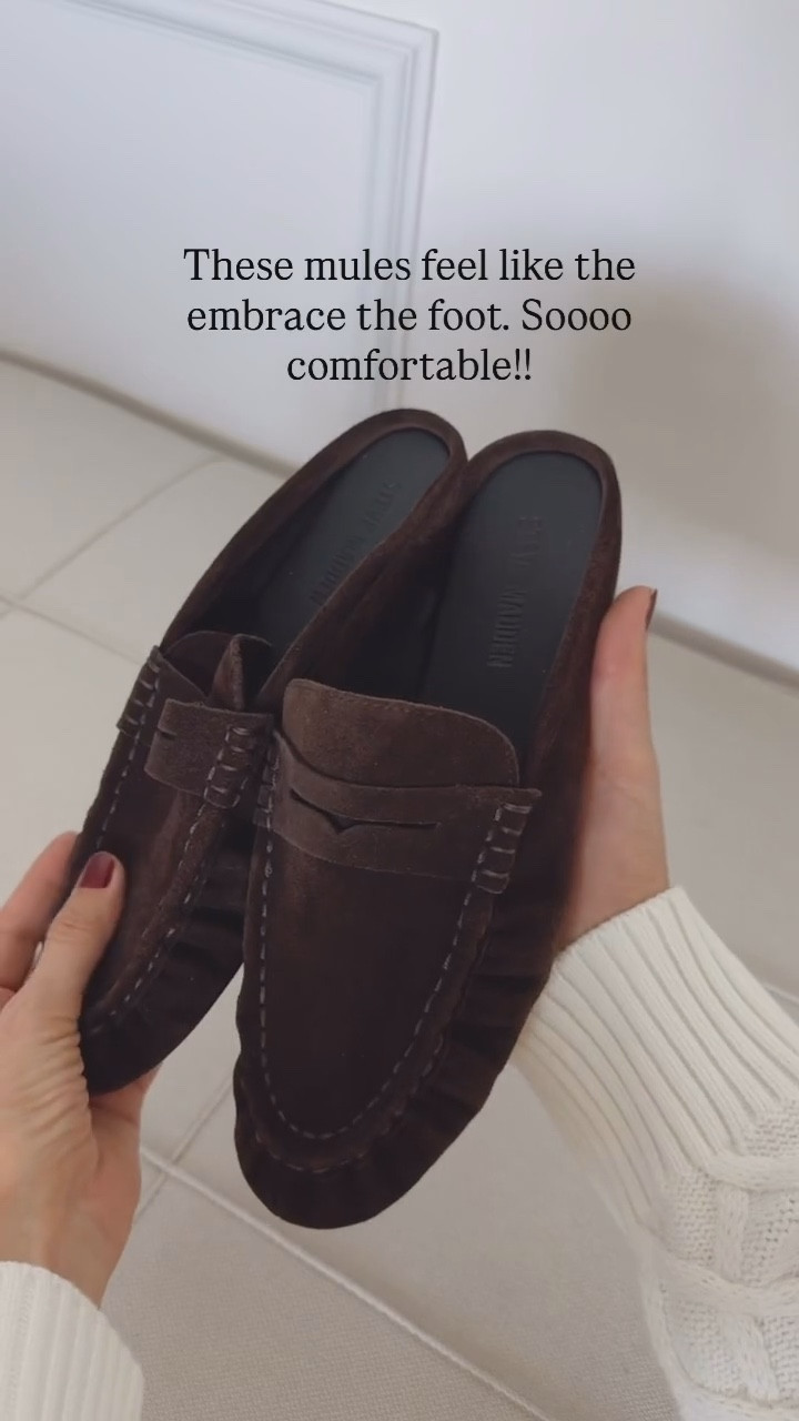 These mules are so comfortable!! Perfect for traveling as well!! 


 


#LTKSeasonal #LTKootd #LTKU