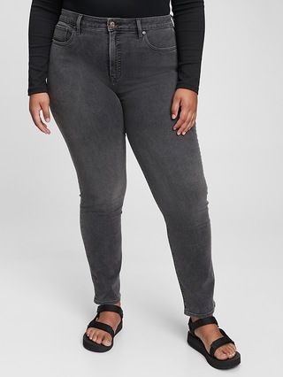 High Rise Classic Straight Jeans with Washwell | Gap (US)