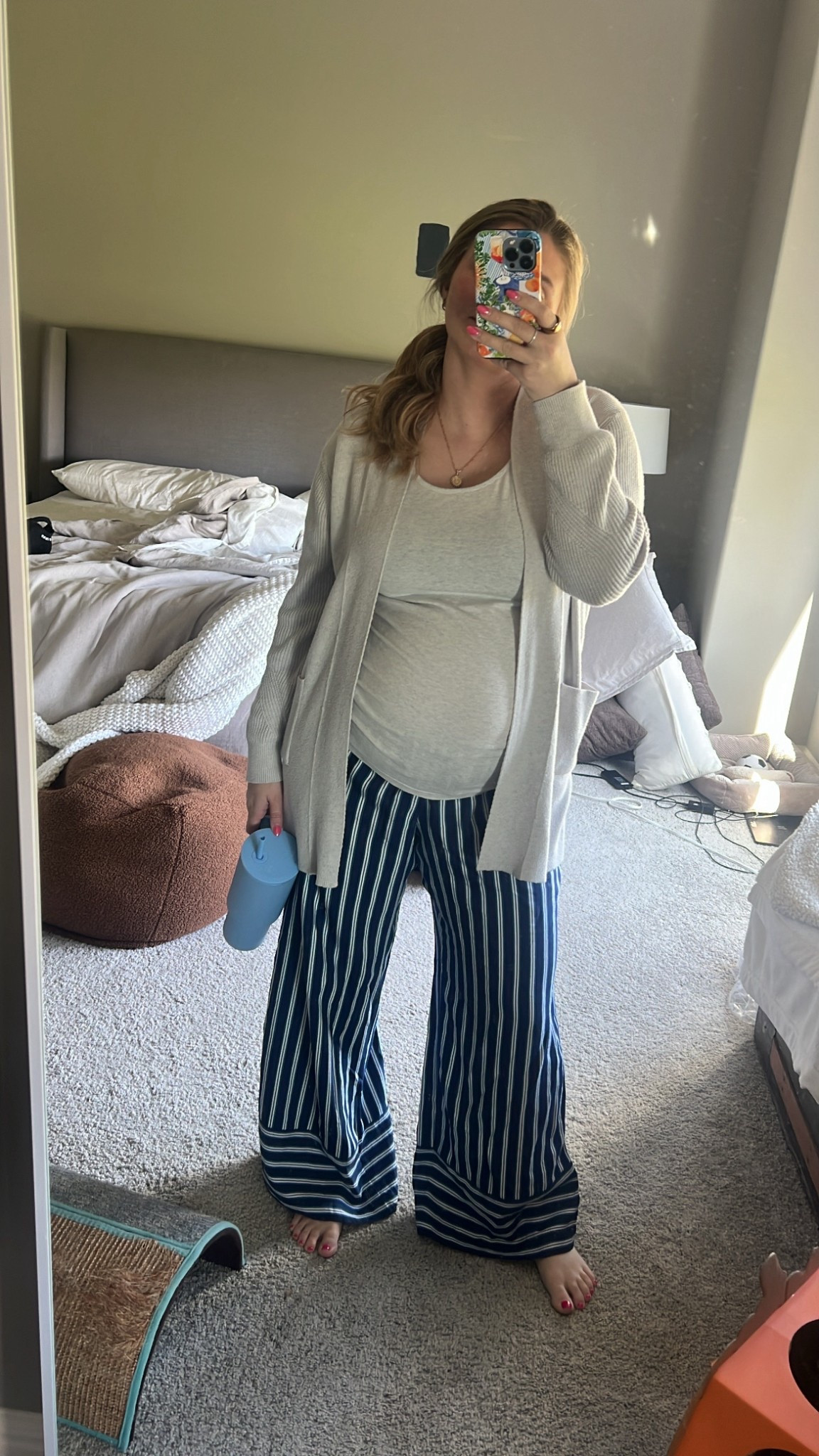 These new H&M pants- I am obsessed! Lightweight, true to size and not maternity but work great with the bump!

#LTKBump #LTKFindsUnder50 #LTKMidsize