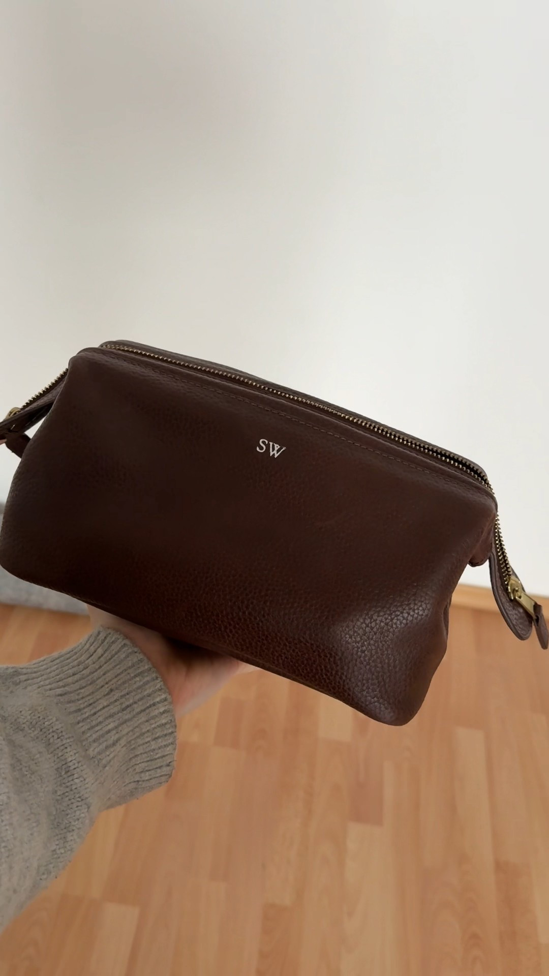 Leather toiletry bag for your man💅🏼💅🏼

#LTKHoliday #LTKSeasonal #LTKGiftGuide