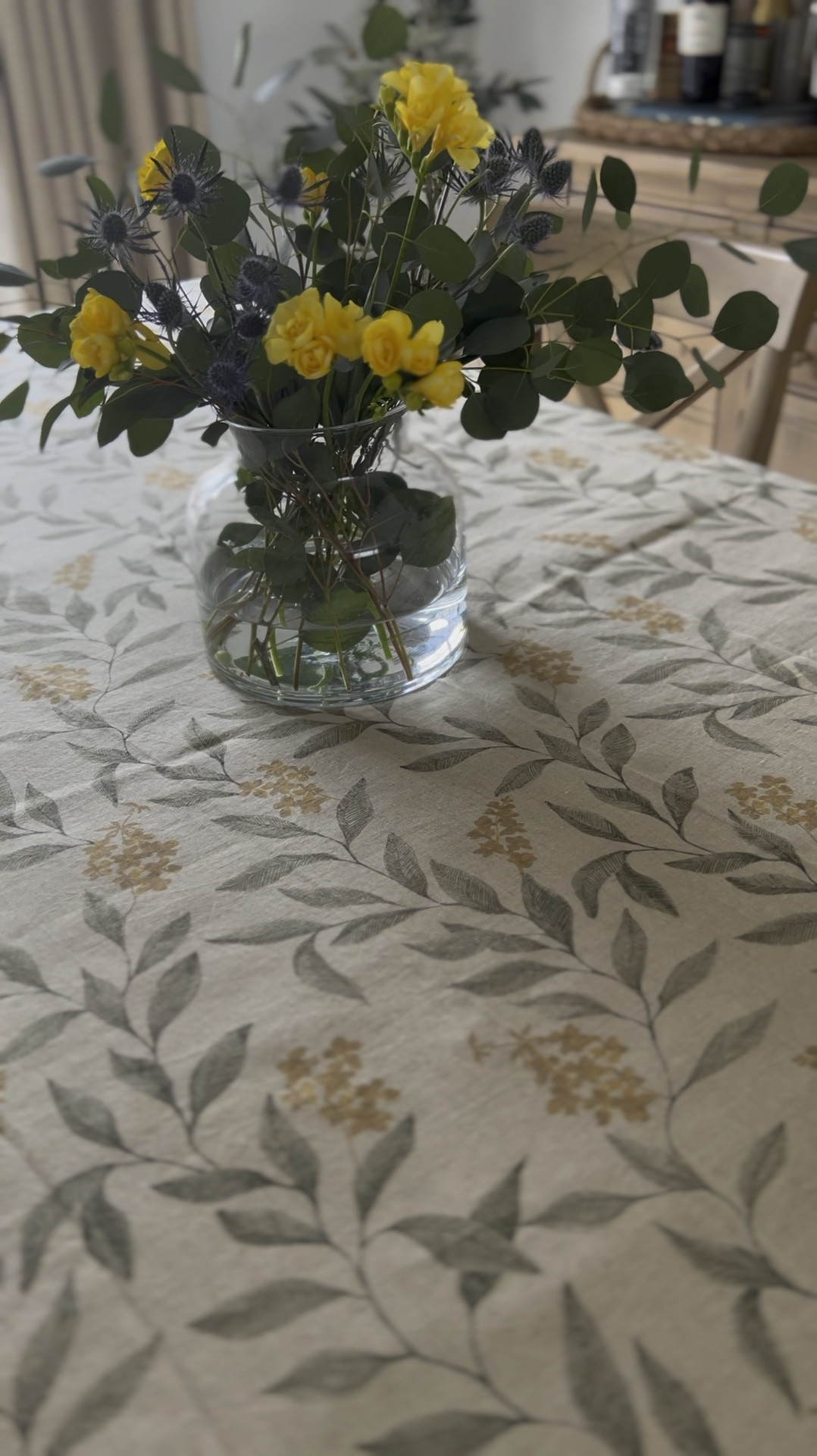Tablecloth
McGee and Co 
Linen tablecloth 


#LTKVideo #LTKHome #LTKStyleTip