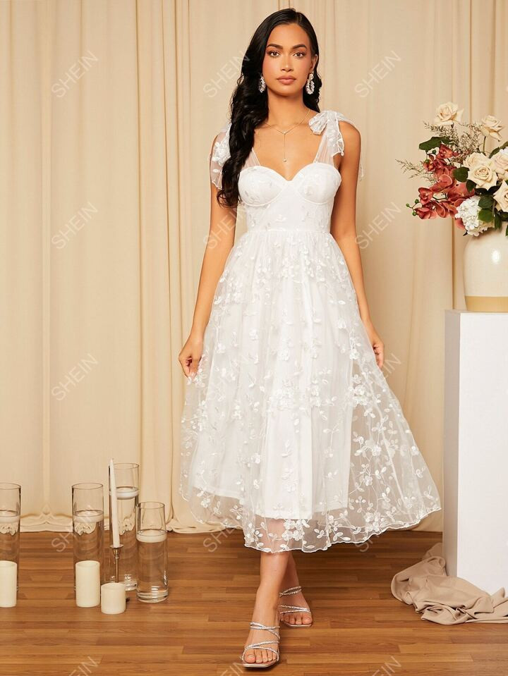 SHEIN Belle Floral Embroidered Lace Up Shoulder Bow Bodice Elegant Wedding Dress | SHEIN