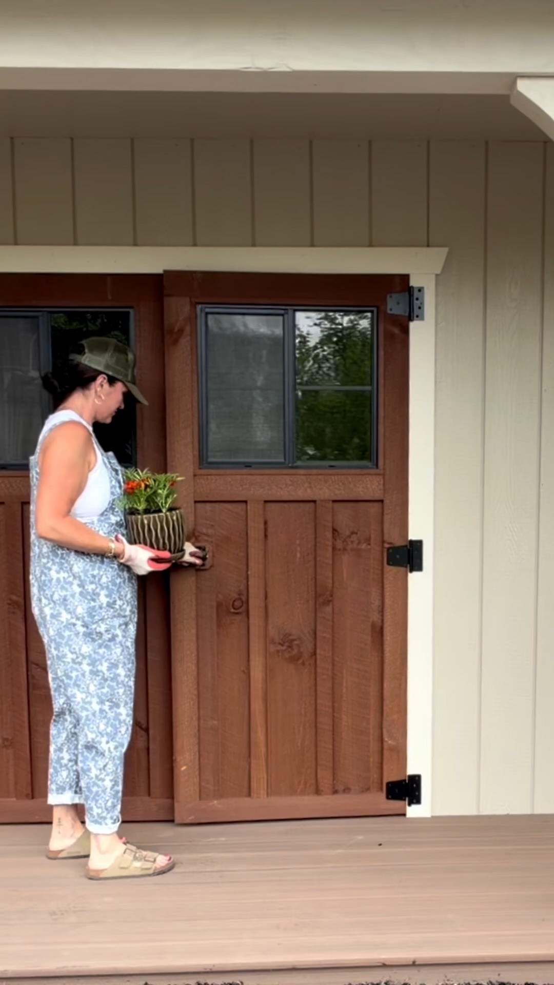 Welcome back to flower season! 🙌🏼 
Join us for a morning of filling up some more of our planters on the homestead. Had to bring home that cutie pitcher plant to surprise my son and add to his carnivorous plant collection. 🪴