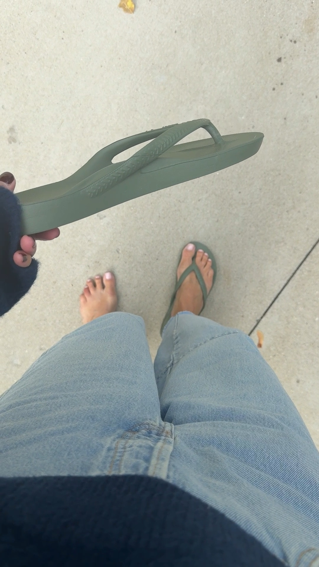 i don’t know about you, but since turning 45 i’ve had more issues with my feet than ever before. these flip-flops are so supportive and comfy. they’re are the coolest support flip-flops i have found, and i’ve been looking for a while! i also have them in yellow, but I thought this color was perfect for fall. i wear flip-flops until it’s basically snowing outside!! 🤪

#LTKShoeCrush #LTKFindsUnder50 #LTKOver40