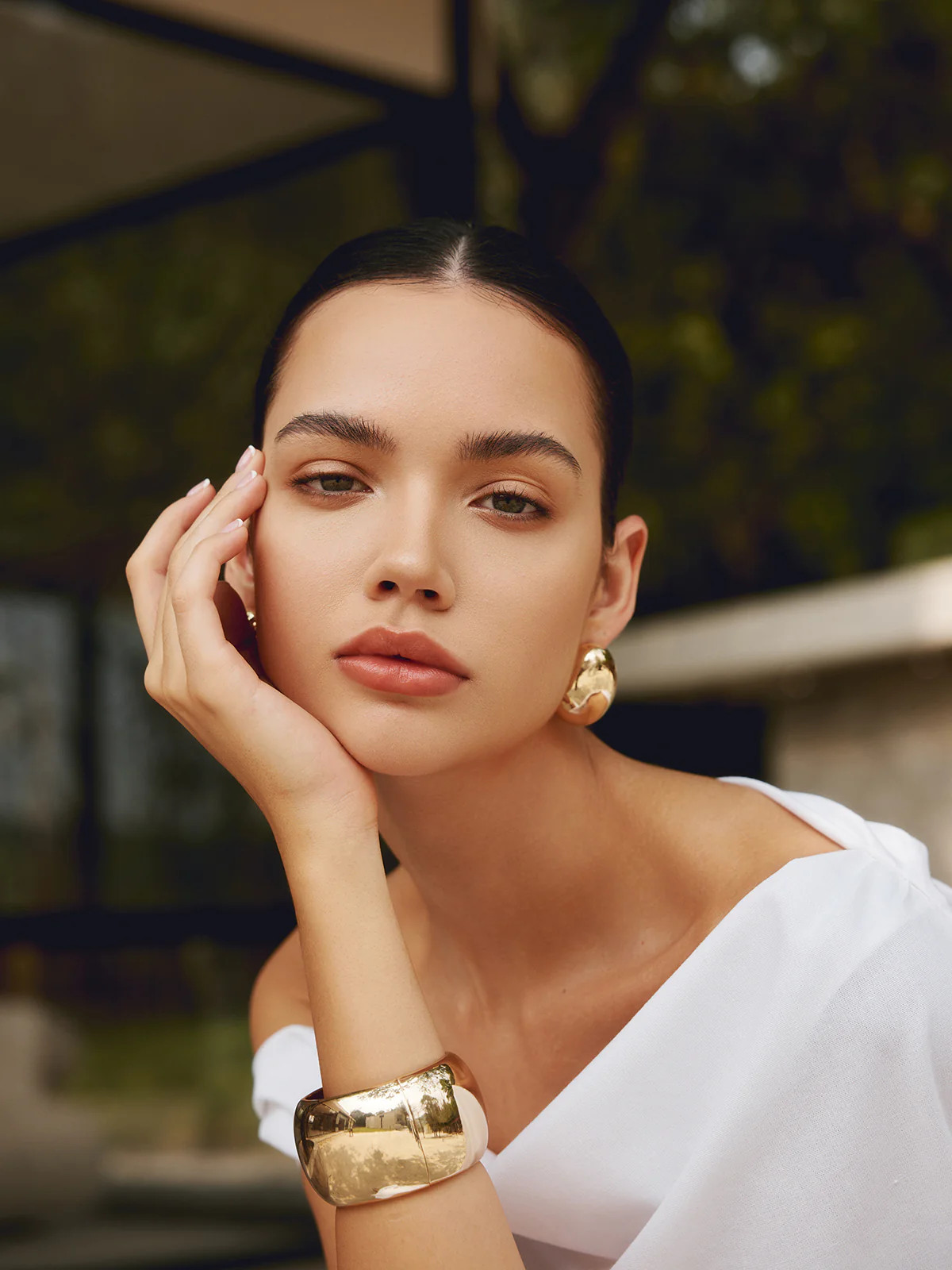 Minimalist Open Wide Bracelet | Commense