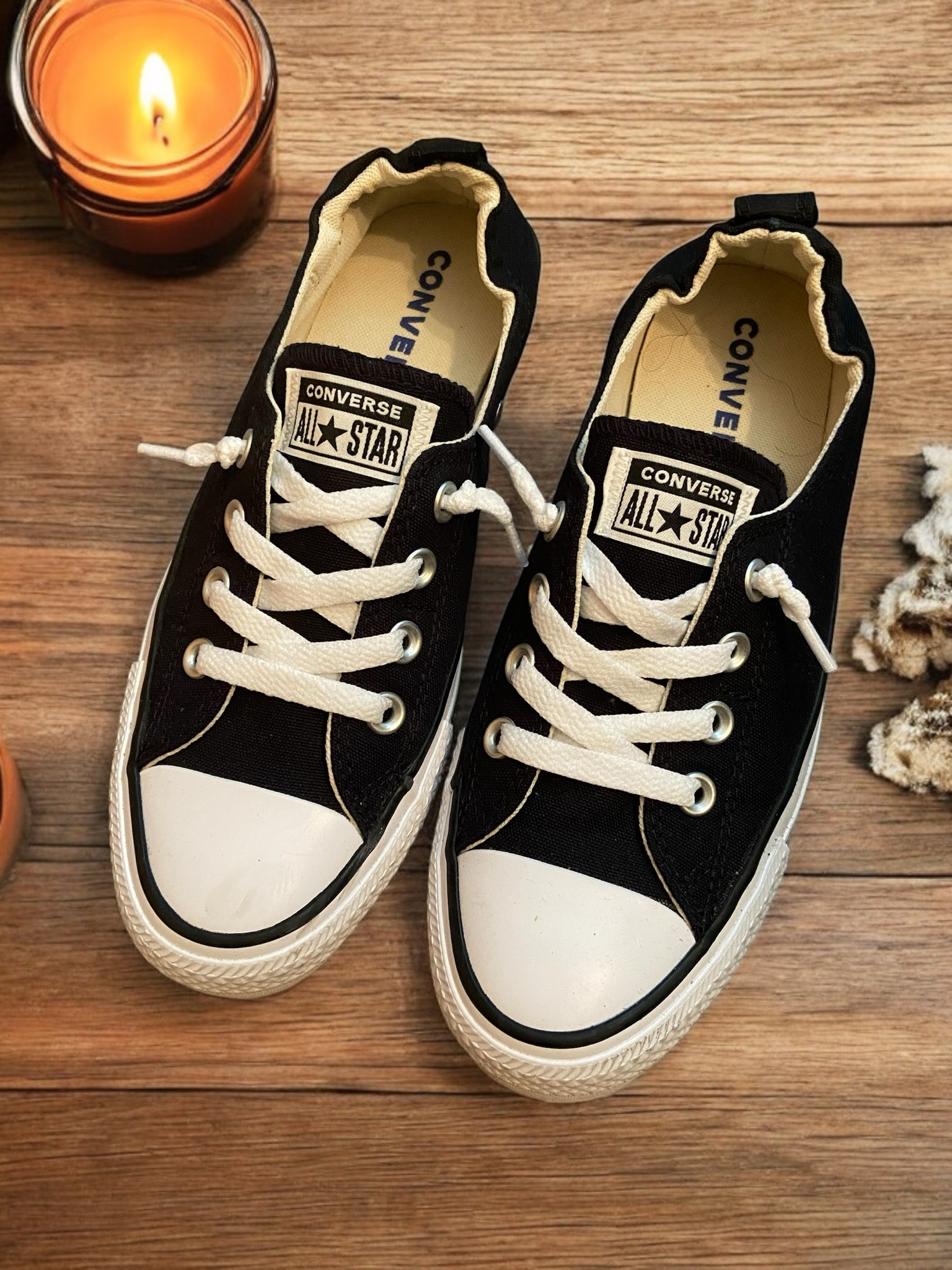 A true closet staple! These are my favorite go to sneaker! SO comfortable! Perfect with jeans, shorts, skirt or dress! 

Converse
Black sneakers
Spring shoes
Summer shoes
Casual shoes
Casual outfits
Athletic 
Boho style
Everyday style
Everyday wear
School
Vacation 
Back to school 
Closet staple
Black and white sneakers
Comfortable sneaker
Style on a budget 
Spring finds 
Spring 2025
Summer 2025
Summer outfits
Spring outfits 
My closet 

#LTKShoeCrush #LTKFindsUnder100 #LTKFestival