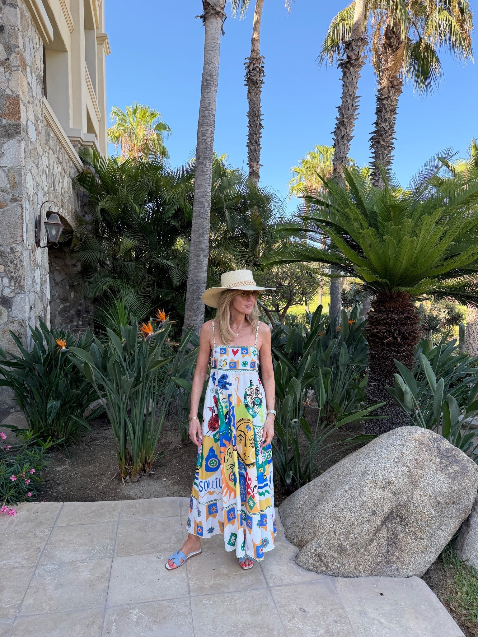 Amazon dress!! Coco is wearing a small! Comes in so so many other patterns/colors!

Amazon fashion, Amazon finds, Summer dresses, Summer outfits, Vacation outfits, Beach vacation dresses, Gemme Beauty, Emily Gemma

#LTKootd #LTKSeasonal #LTKTravel
