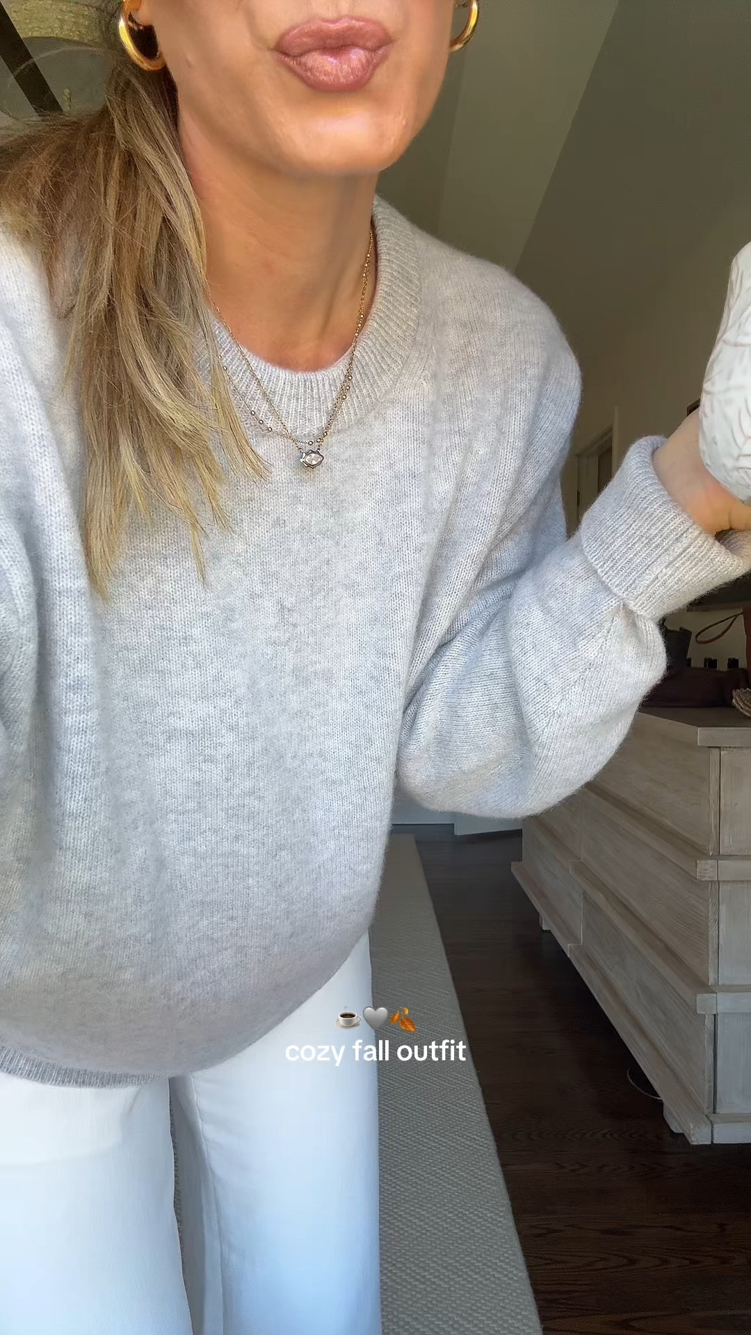 Comfy fall outfit wearing aritzia lodge pants and cashmere sweater 