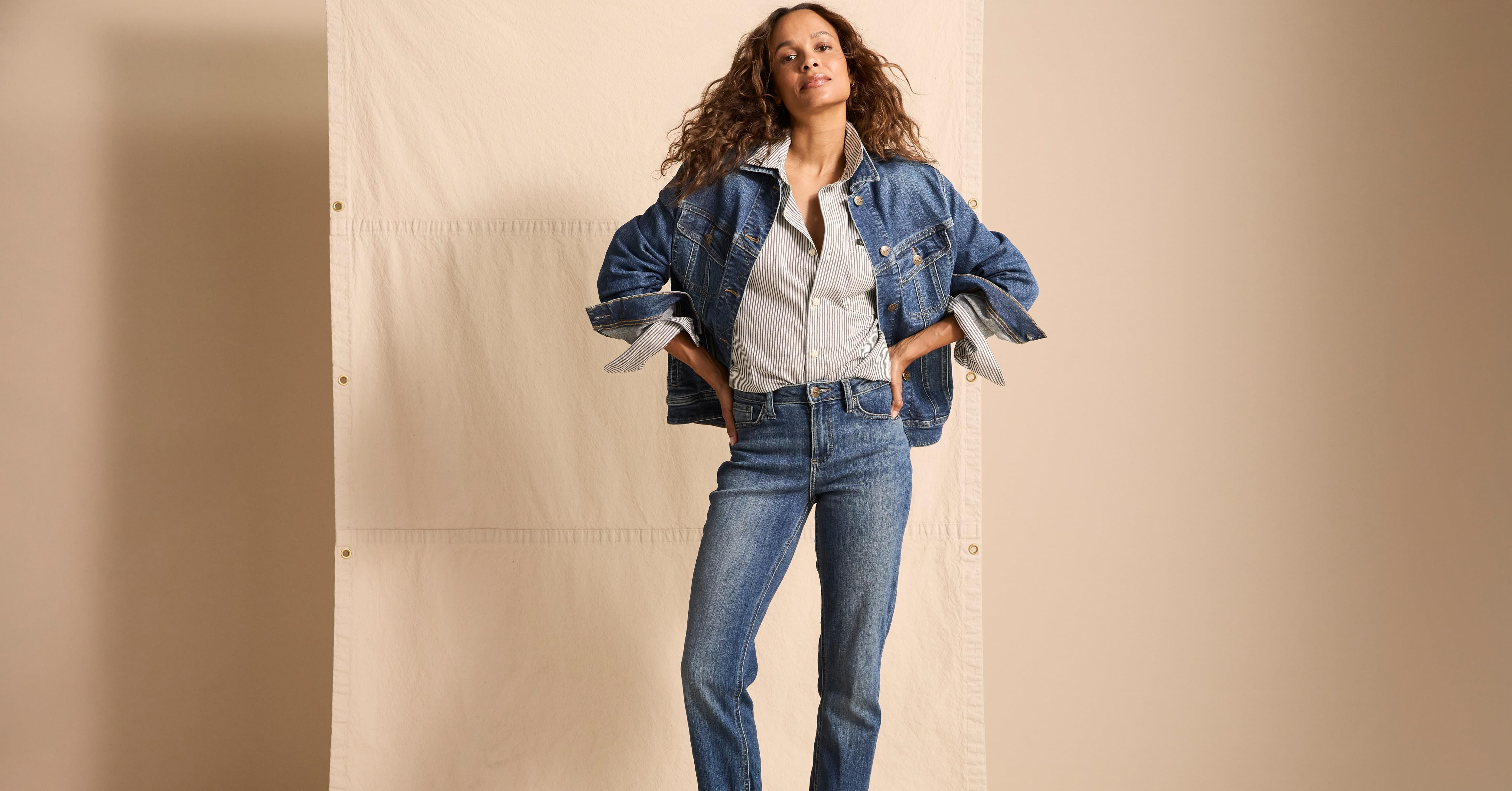 Idyllwind Women's Rebel Mid Rise Bootcut Stretch Denim Jeans - IWHO19J6-LTW 4W x 32L Blue | Amazon (US)