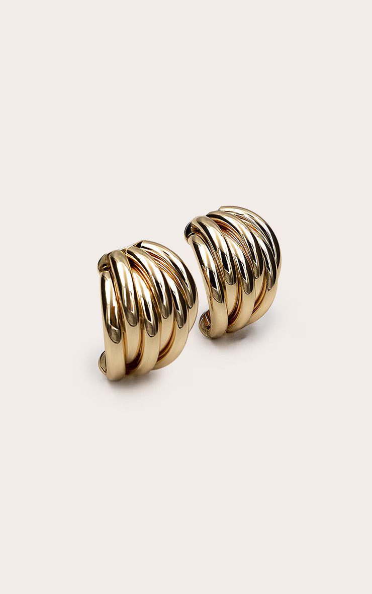 Gold Large Ribbed Oval Stud Earrings | PrettyLittleThing UK