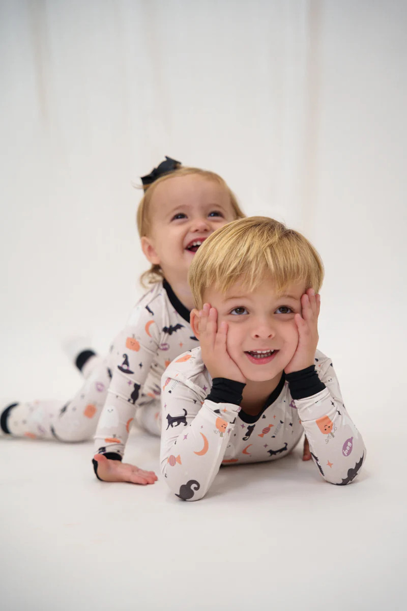 Pumpkins & Pals Bamboo Pajamas | Atlas Grey