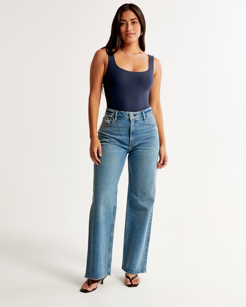 Curve Love High Rise 90s Relaxed Jean | Abercrombie & Fitch (US)