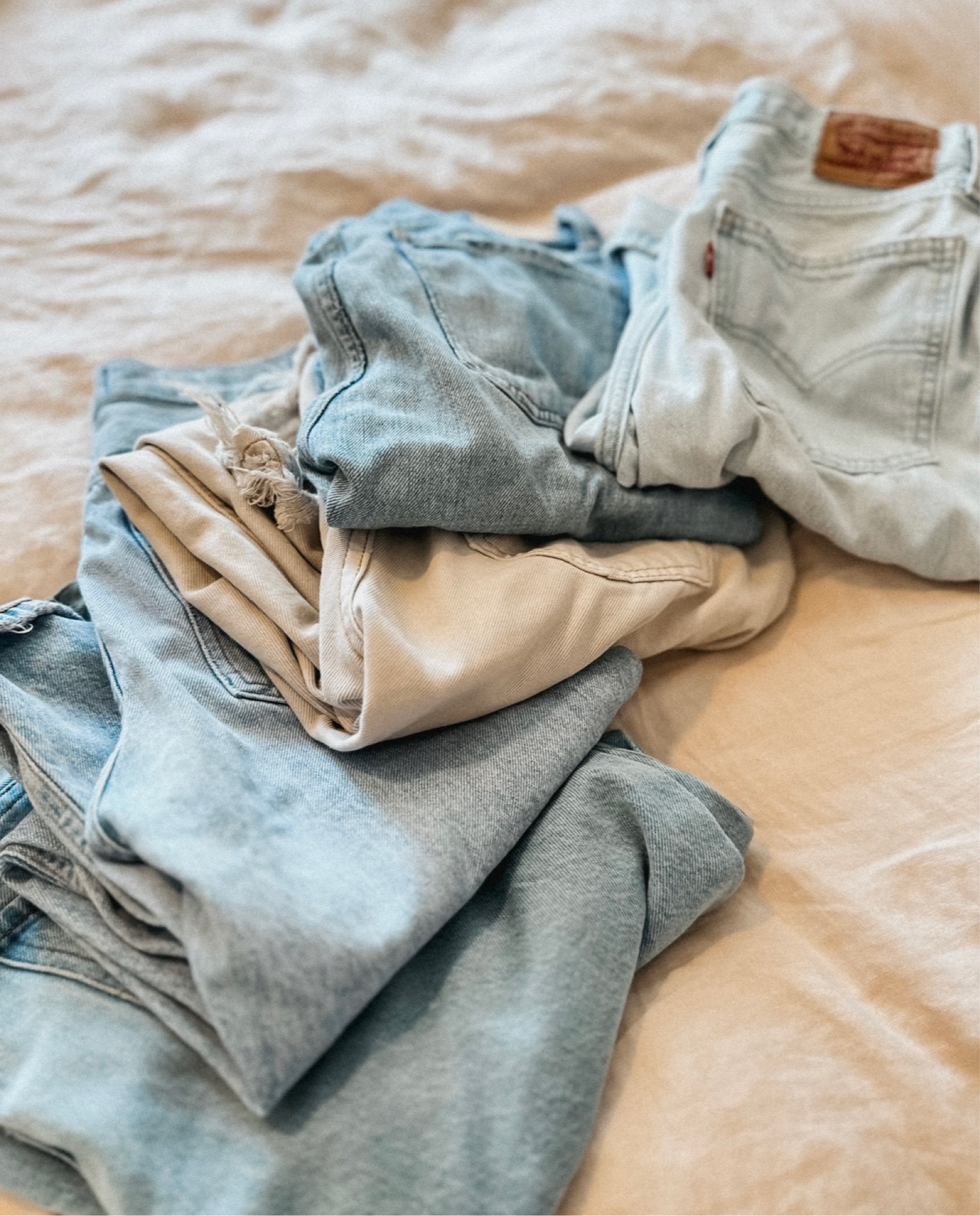 FAVORITE  DENIM  🩵