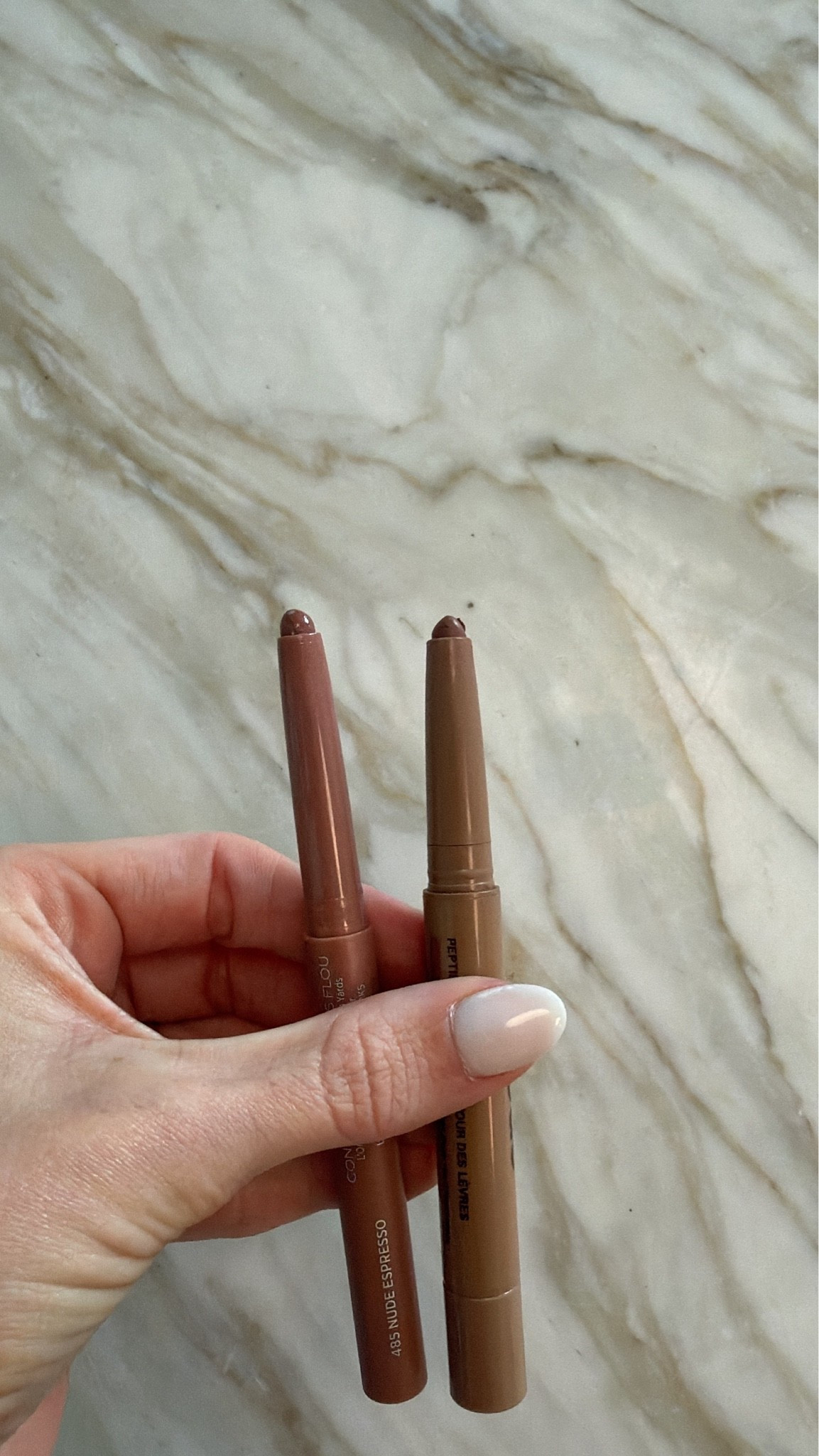 L’Oréal in shade nude espresso 
Rhode in shade twist