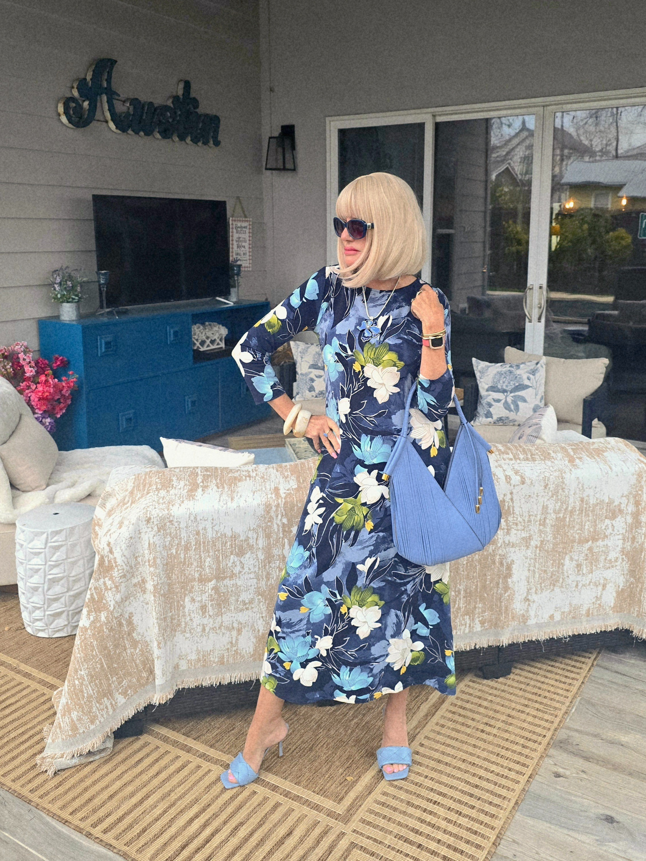 Chicos DressDonna Karen Handbag

#LTKTravel #LTKOver40 #LTKootd