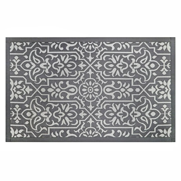 Better Homes & Gardens Polypropylene Gray Jacquard 20" x 34" Indoor Kitchen Rug | Walmart (US)