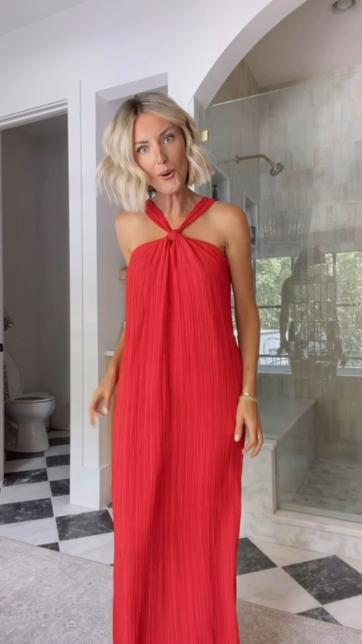 Cannot believe this is an Amazon find! So elevated and the cross halter neck is so pretty. Wearing S

Loverly Grey, wedding guest dress, event dress, cocktail dress, Amazon 

 #LTKSeasonal #LTKWedding