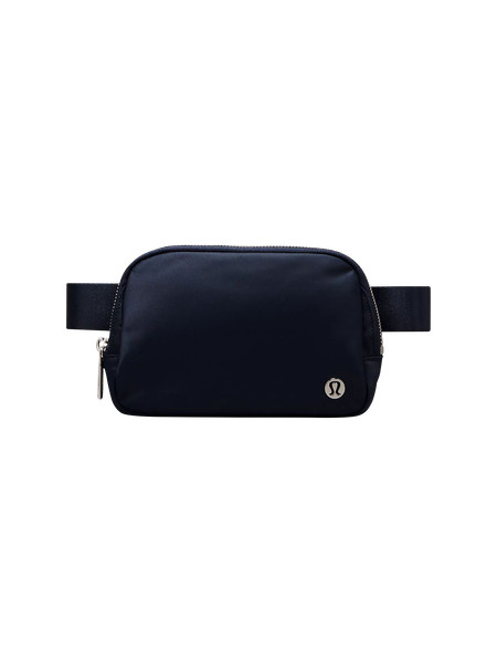 Everywhere Belt Bag 1L *Metal Hardware | Unisex Bags,Purses,Wallets | lululemon | lululemon (CA)