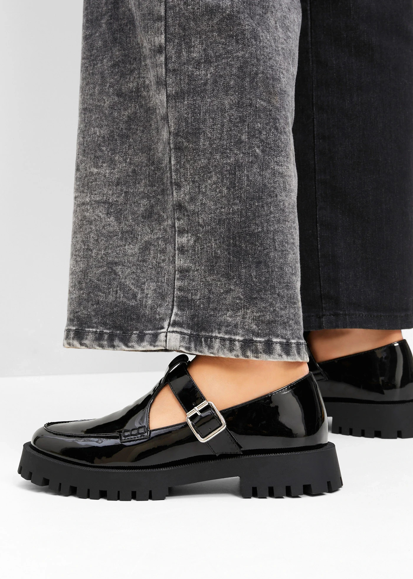 Chunky loafers zwart lak | Bonprix NL