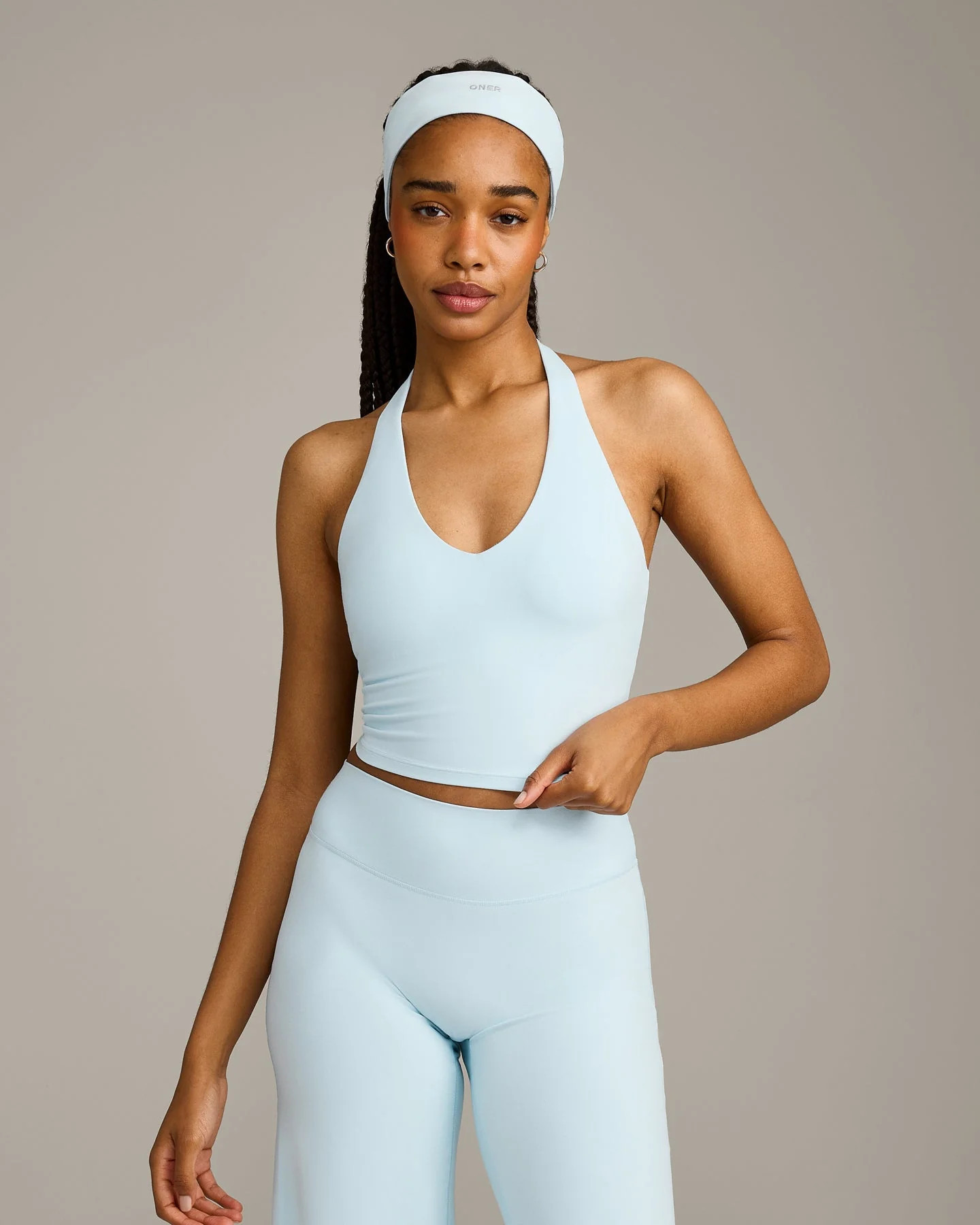 SoftMotion™ Halter Neck Mid Tank Top with Built in Bra Shelf with Gray Logo
Cloud Blue | Oner Active (UK / US)