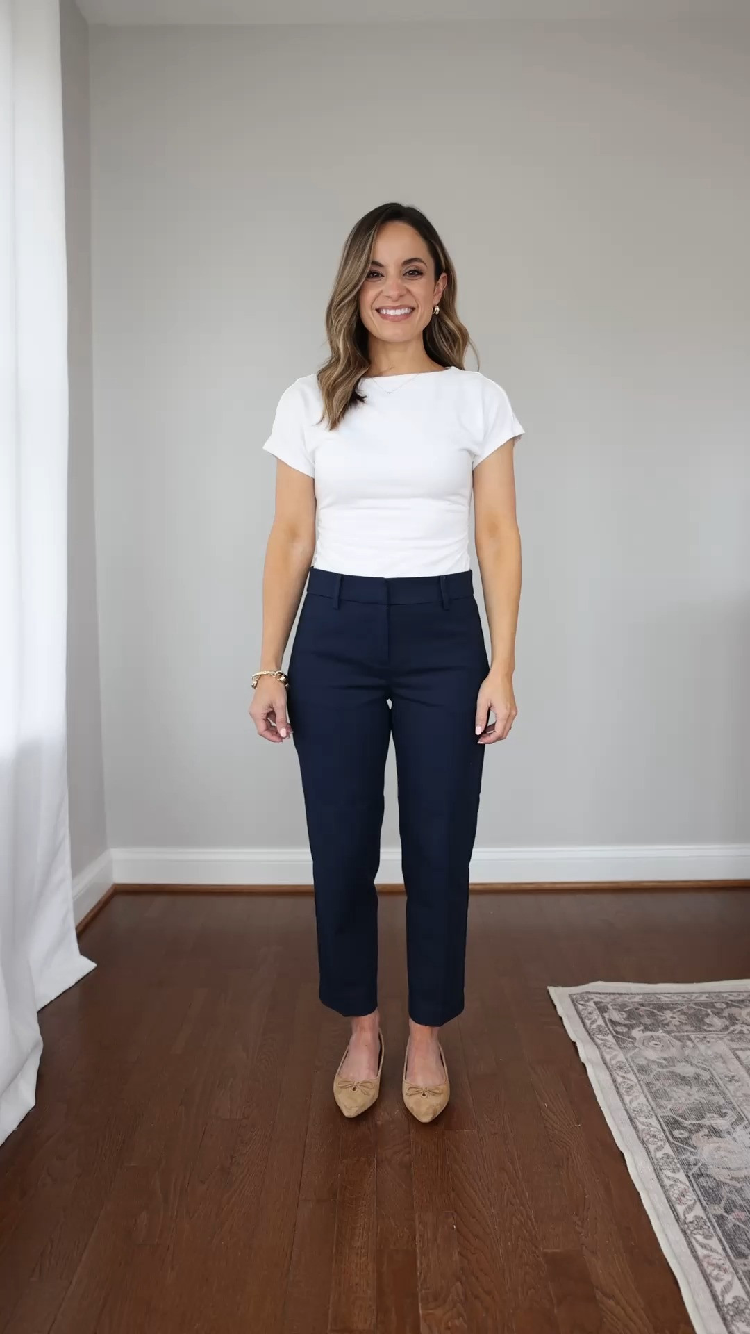 Petite-friendly pants from LOFT!

LOFT Riviera Pants: Petite 00 curvy | 9″ Rise | 24″ Inseam (taken from petite 00) | true to size, curvy is better proportioned for me, classic was too big at the waist and tight on my thighs

Top (Nordstrom): Petite XS 
Sandals (Sam Edelman): true to size 
Flats (Sam Edelman): true to size  

 #LTKPetite