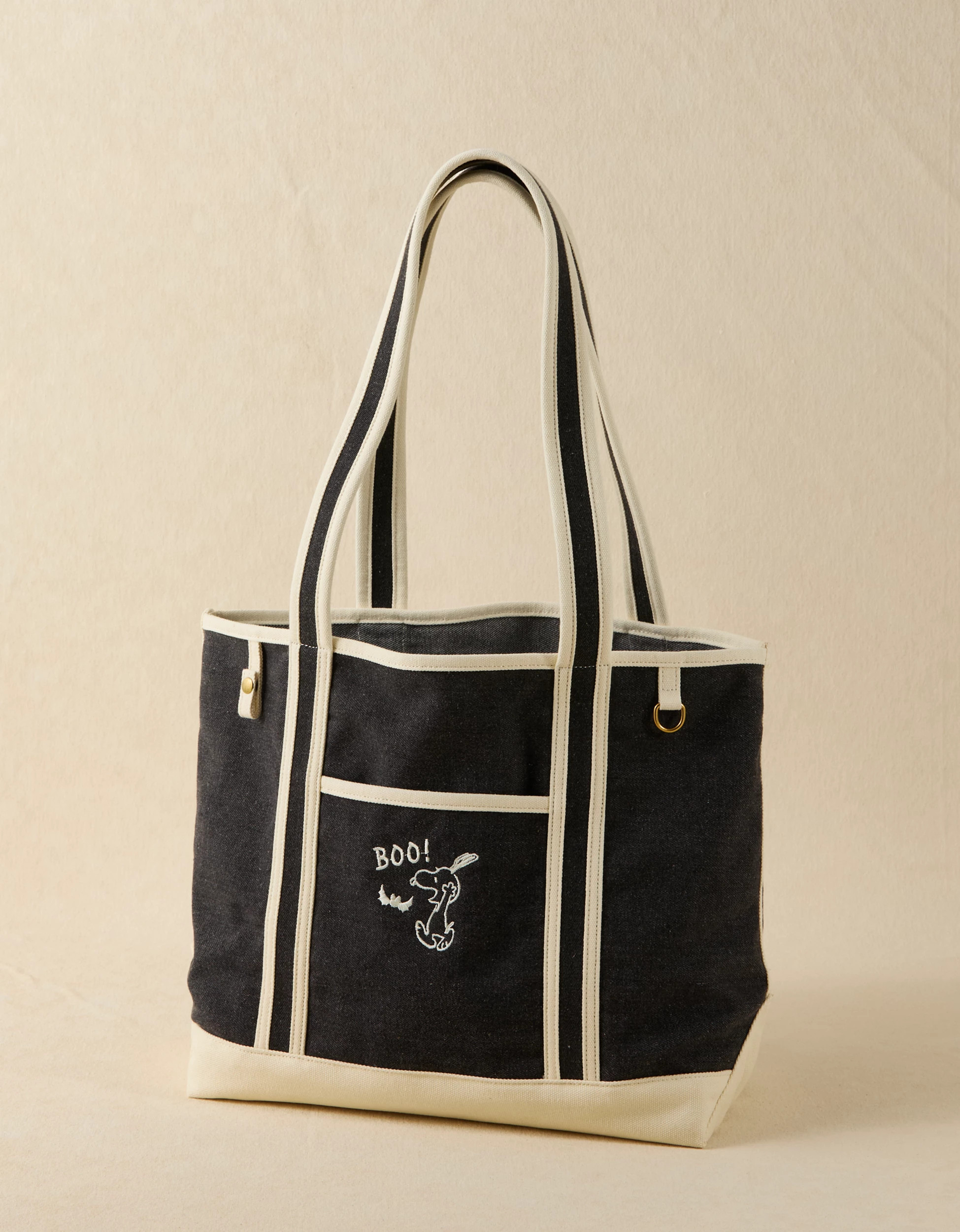 AE Off-Duty Snoopy Tote Bag | American Eagle Outfitters (US & CA)