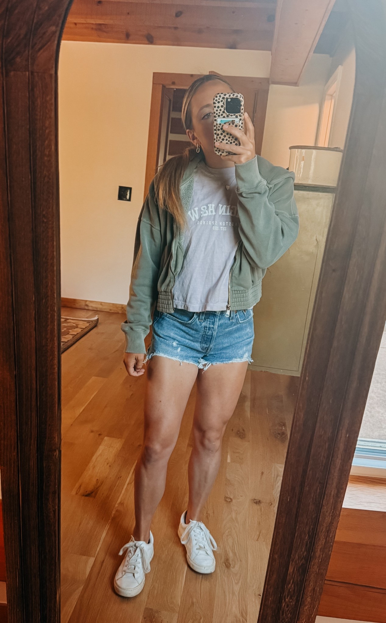 Guys the vintage 501s are the best pair of shorts I've ever owned!!

#LTKActive #LTKFindsUnder100 #LTKPetite