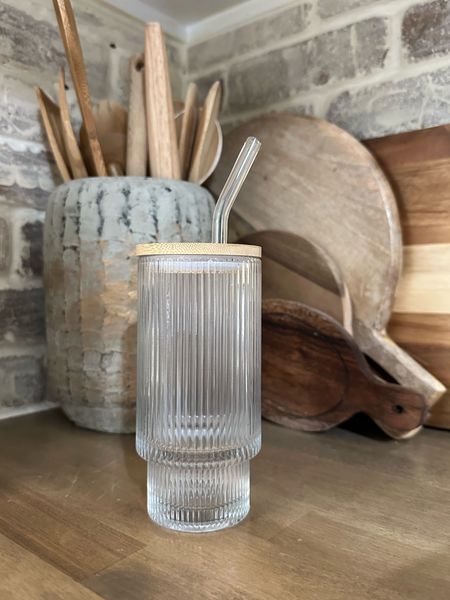 Viral Ribbed Glass Tumbler Wood Top Glass Straw 