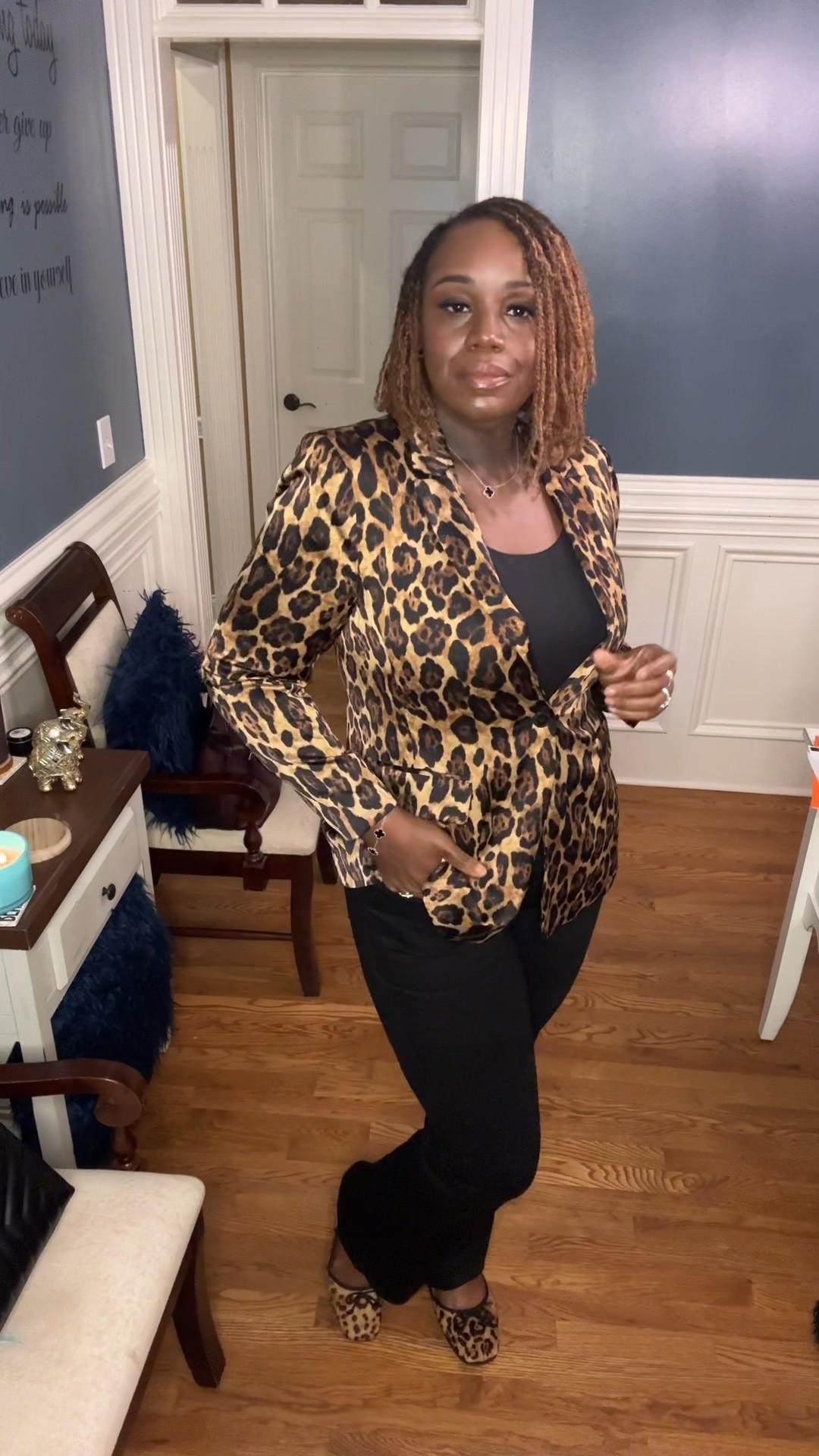 Animal print fall fashion trend

#LTKMidsize #LTKOver40 #LTKStyleTip