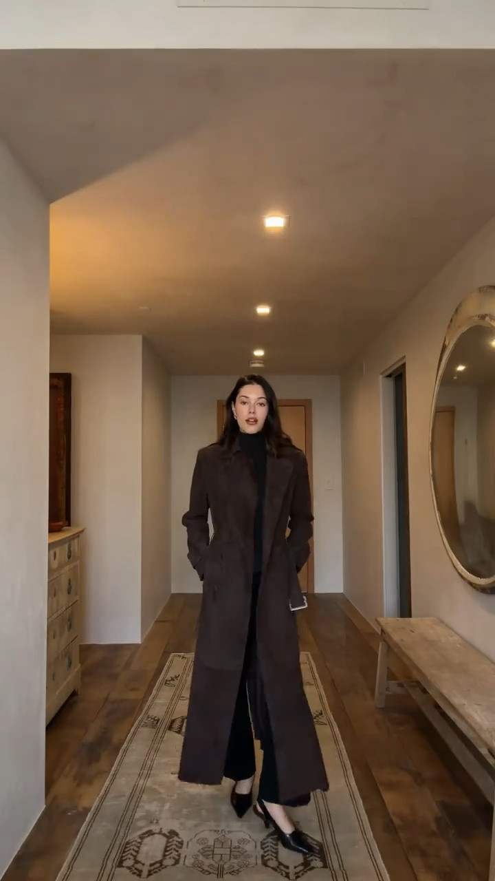 Unboxing some recent purchases! Keep or return? @Shopbop @Revolve 

#LTKgrwm #LTKSeasonal #LTKootd