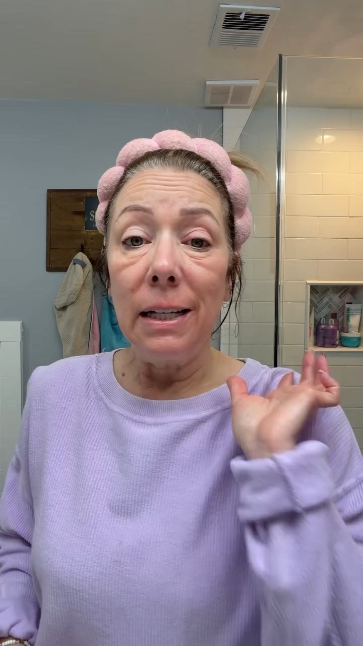 try to treat my neck the same way I treat my face.#goPure #NeckCream #SkincareRoutine #MatureSkinCare #HealthySkin