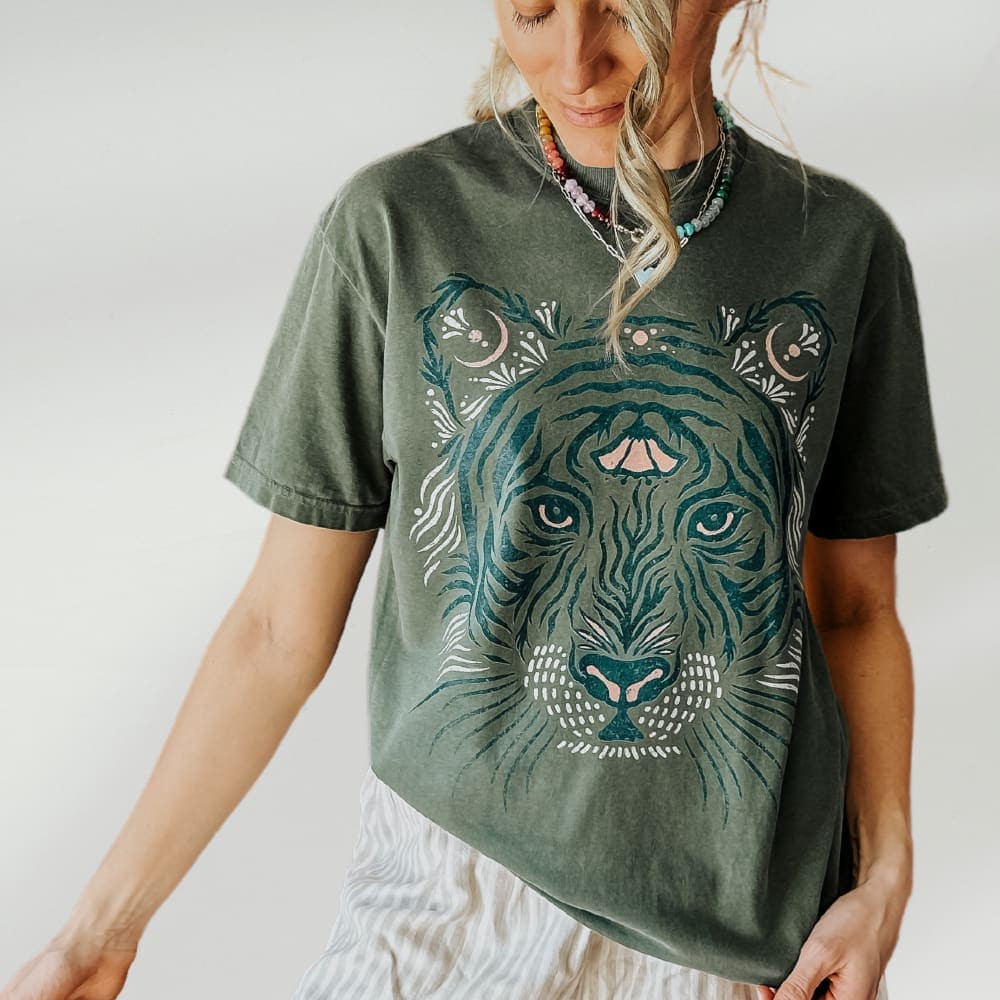 Tribal Tiger Tee | Mountain Moverz